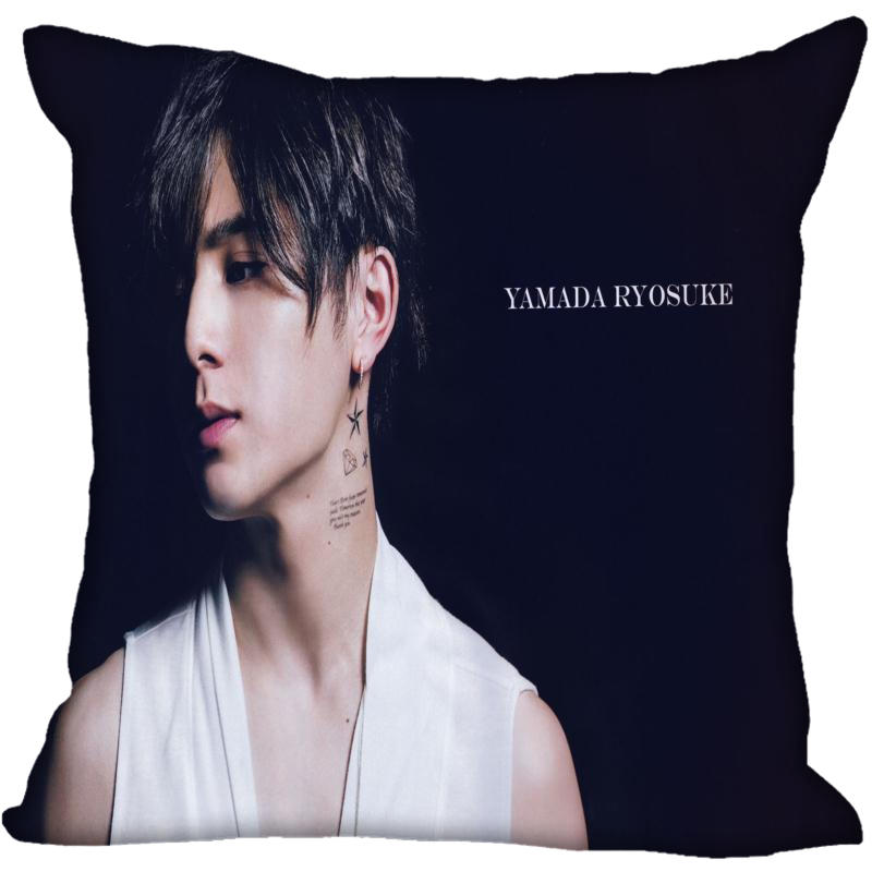 أغطية مخدات مربعة من Ryosuke Y - مراجعة Home Textiles Images وسعره